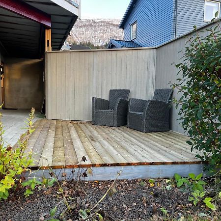 Liten Kjellerleilighet. Landlig Rolig Omrade. Tromsø Exterior foto