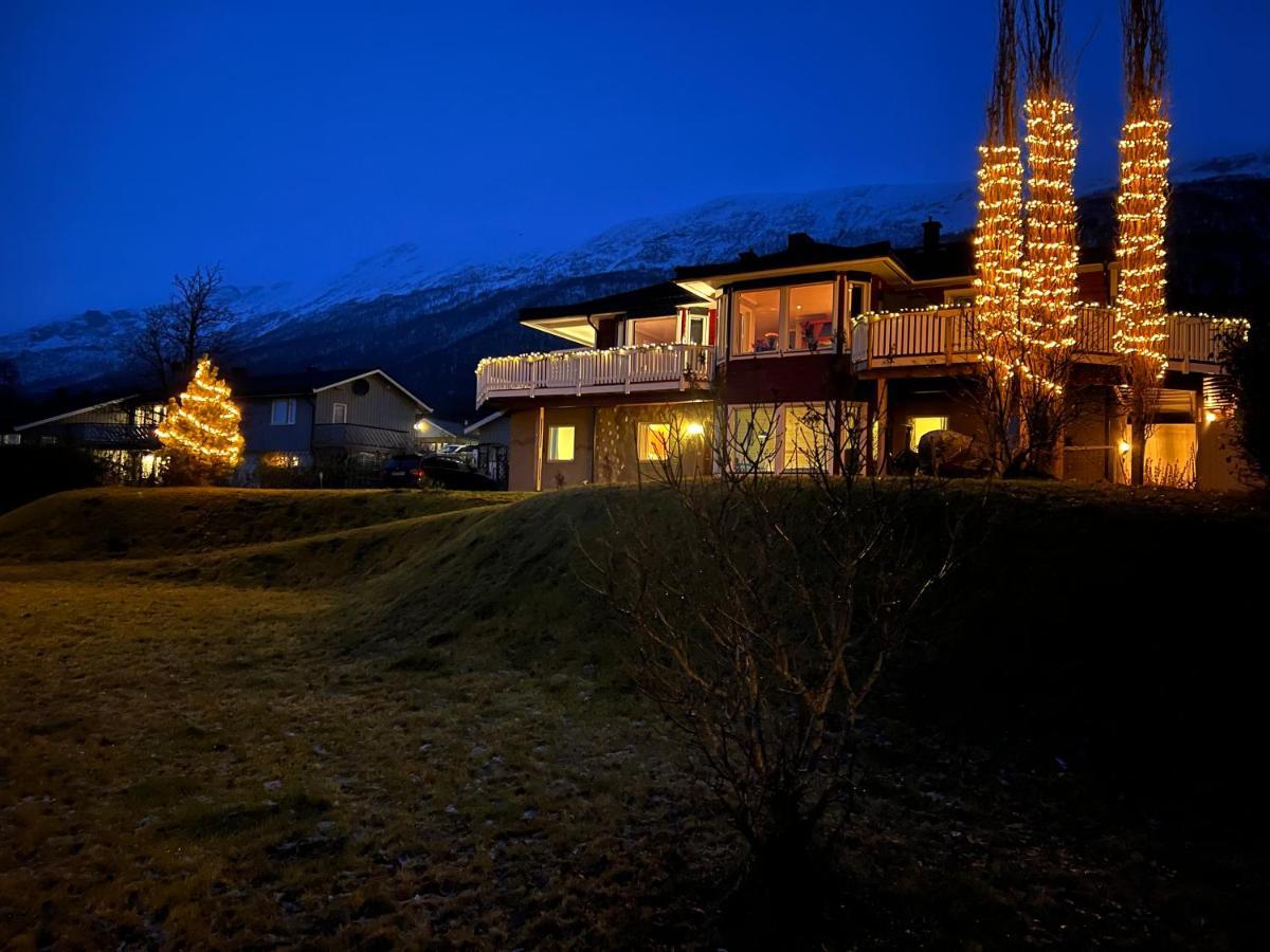 Liten Kjellerleilighet. Landlig Rolig Omrade. Tromsø Exterior foto
