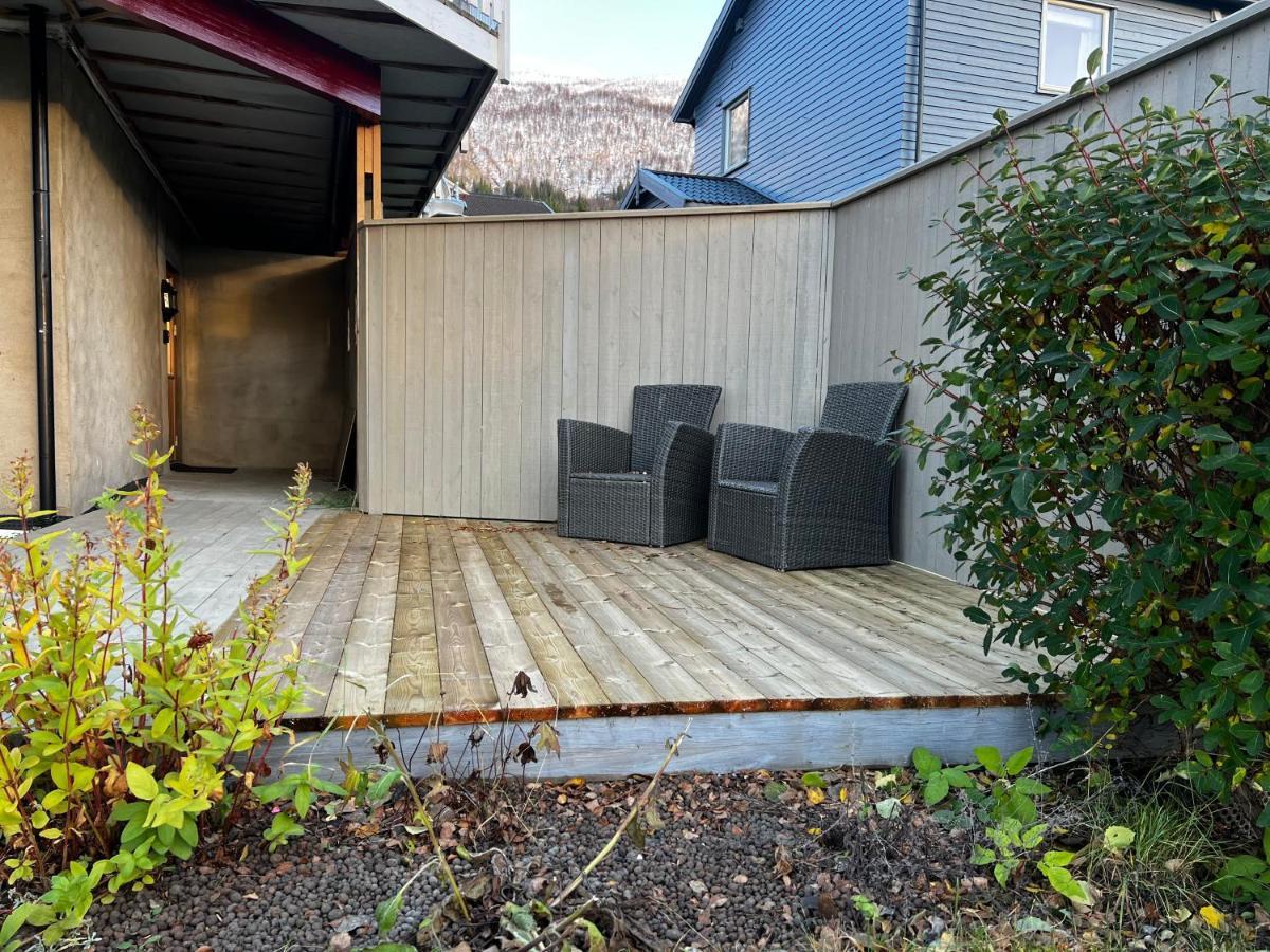Liten Kjellerleilighet. Landlig Rolig Omrade. Tromsø Exterior foto